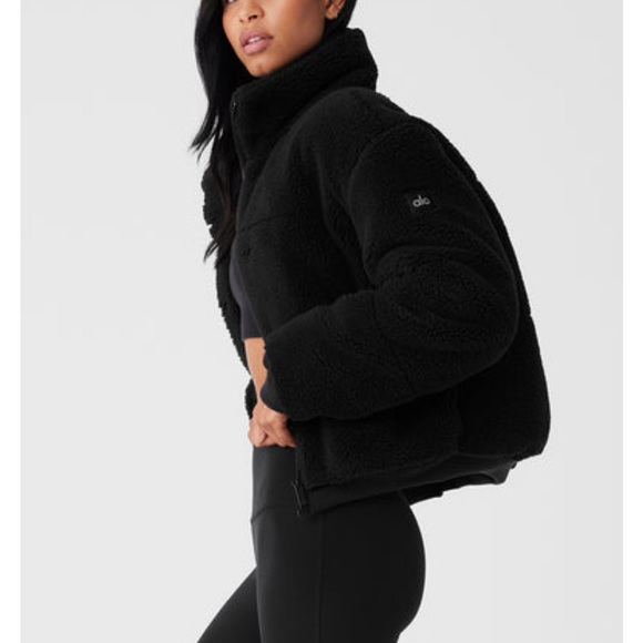 NWT Alo Sherpa Snow Angel Puffer Jacket - Picture 2 of 2